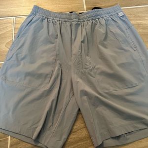 Lululemon Men’s Bowline Shorts: 8 inch